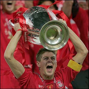 gerrard lifting european cup 2005