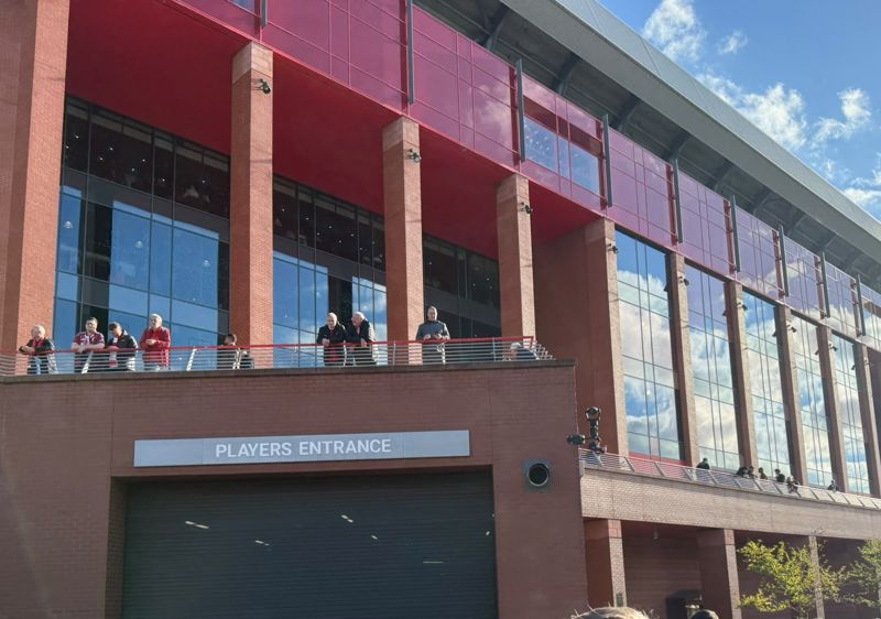anfield players entrance