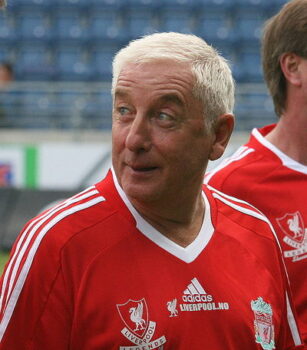 roy evans in liverpool legends match kit 2008